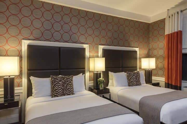 Room 13 of 72