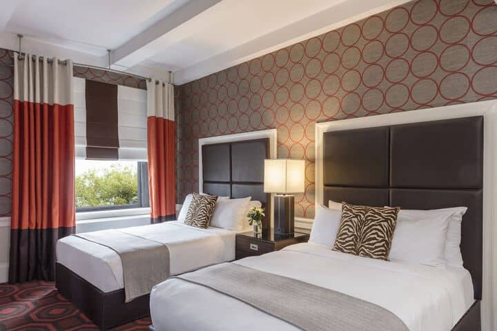 Room 15 of 72